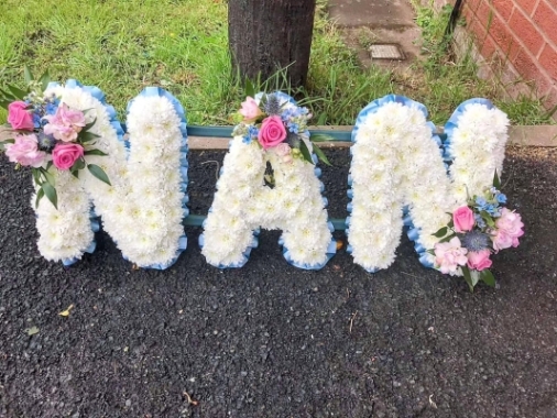 Nan tribute With Spray